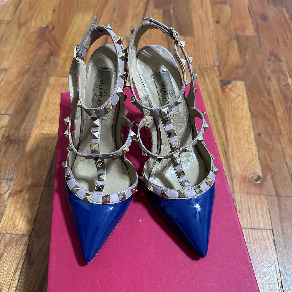 Blue Valentino heels